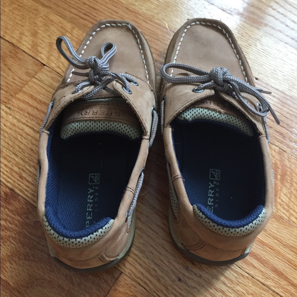 Sperry - Picture 3 of 4